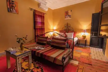 Riad Losra - 54