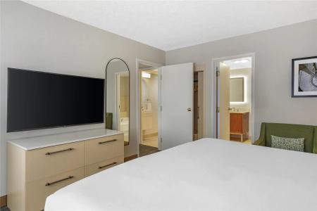 DoubleTree by Hilton City Center - 110