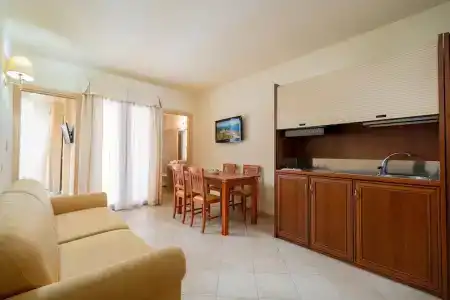 Regina Elena - 20