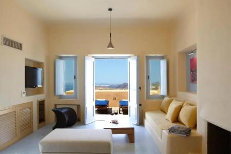 Voreina Gallery Suites - 66
