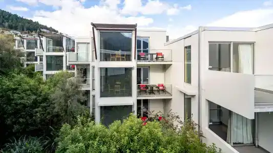 Scenic Suites - 30
