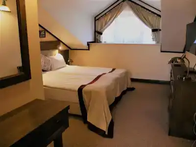 7 Pools Boutique & Spa - 25