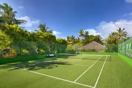 Sheraton Maldives Full Moon Resort & Spa - 17