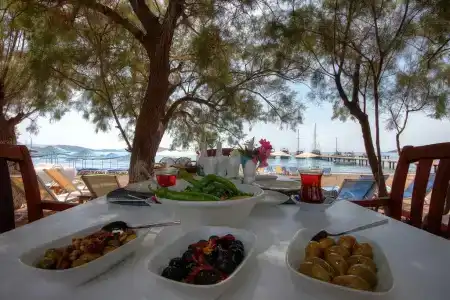Meggs Bodrum Beach Restaurant & - 9