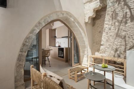 Sutor Chic Manor - 35