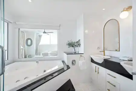 Crystal Bay On The Broadwater - 74