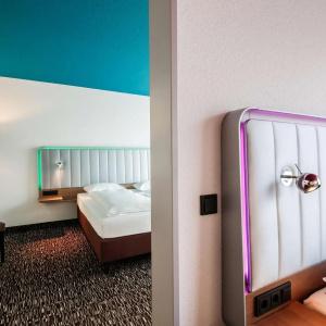 Park Inn by Radisson Dresden - 36