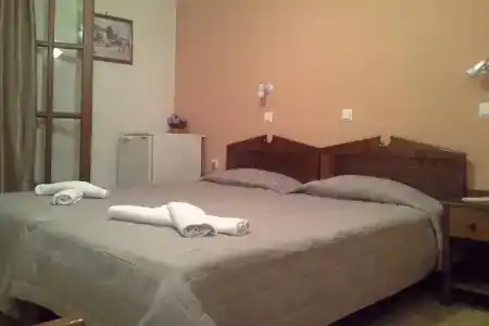 Alexandra - 1