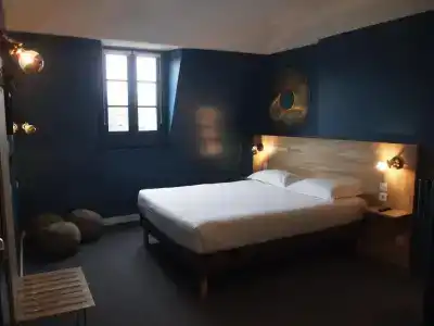 Colbert - 34