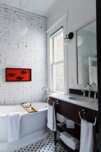 The Dwell, a Member of Designs - 133