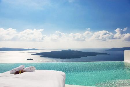 Cosmopolitan Suites - Small Luxurys of the World - 13