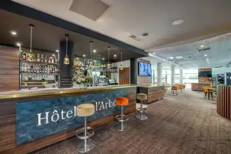 Best Western Plus hôTel De l'Arbois - 33