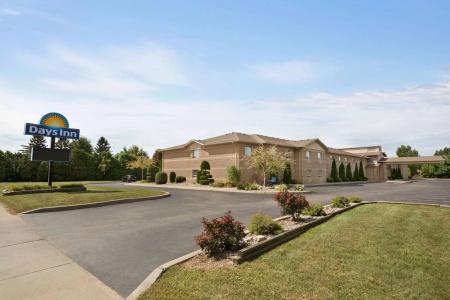 Days Inn by Wyndham - 15