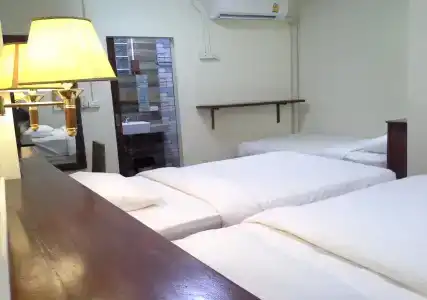 BC guesthouse Banglamphu - 2