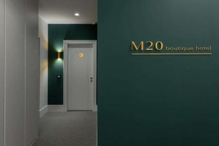 M20 Boutique - 20