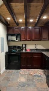 Plaza Suites Downtown New Orleans - 32