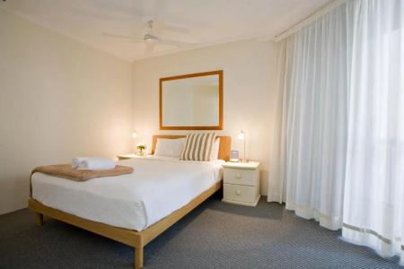 Noosa Tropicana - 185