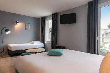 Quality & Suites Bercy Bibliothèque by HappyCulture - 45
