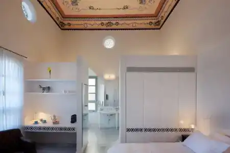 The Efendi Akko - 48