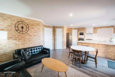 Quality Suites Banksia Gardens- Apartment - 200