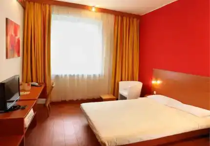 City Budapest - 89
