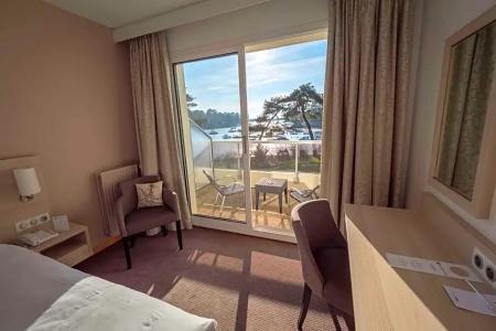 Best Western Plus Le Roof Vannes Bord De Mer - 89