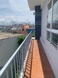 Gold House - 12