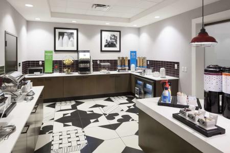 Hampton Inn & Suites Phoenix Downtown - 24