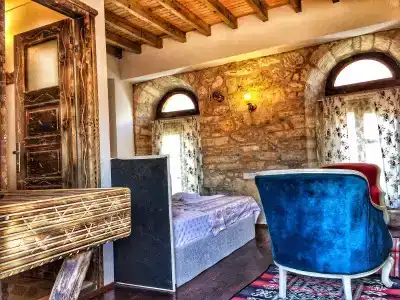 Parmis Boutique House - 4