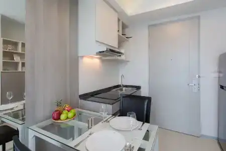6th Avenue Surin Beach - 17