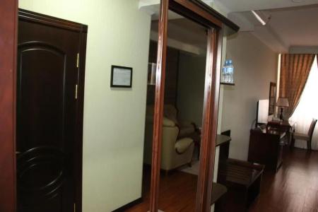 Zargaron Plaza - 113
