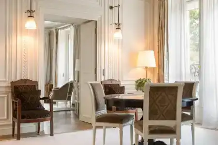 La Réserve Paris & Spa - 123