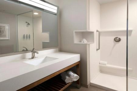 Courtyard by Marriott Downtown/University Area - 7