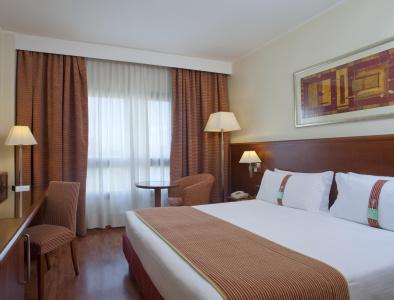 Holiday Inn Cagliari, An Ihg - 18