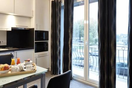Best Western Le Cheval Blanc -Centre- Vieux Port - 210