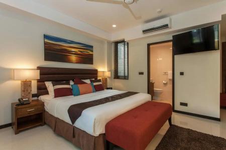 The Somerset - 7