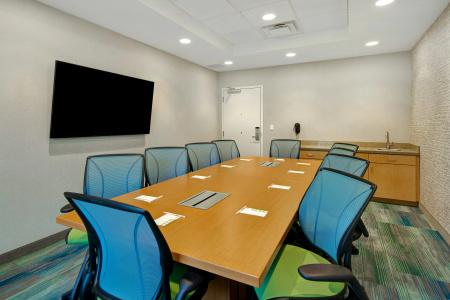 Home2 Suites By Hilton - 17