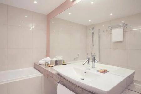 DoubleTree By Hilton Košice - 44