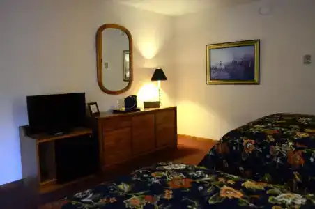 Greenbrier Inn - 42