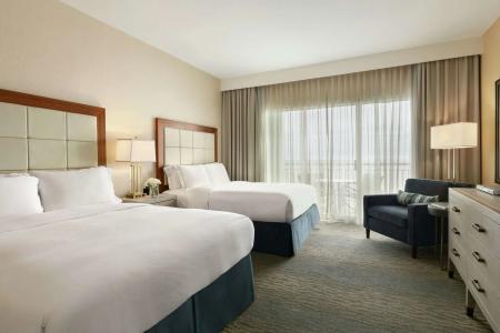 Hilton Suites Oceanfront - 6