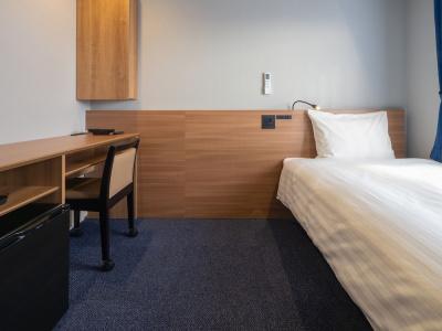 Toyoko Inn - 119