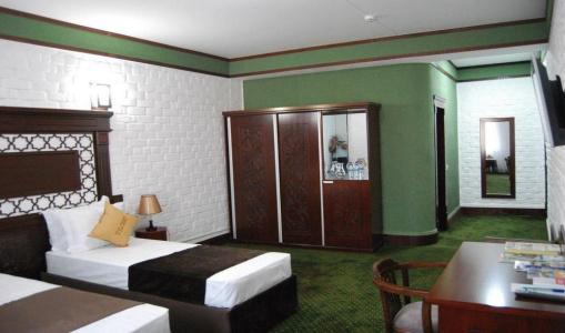 Kesh Palace - 20