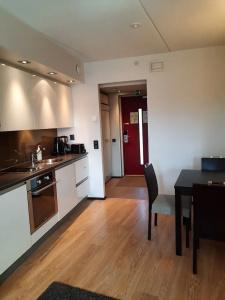 Levi Suites Levi Gold - 268