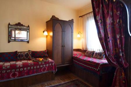 Empress Zoe - 41