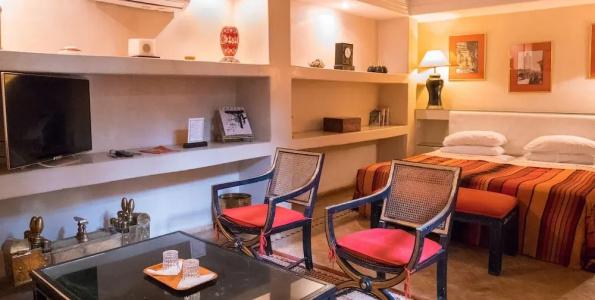 Riad Hasna Espi - 76
