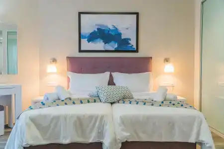Bio Suites - 2