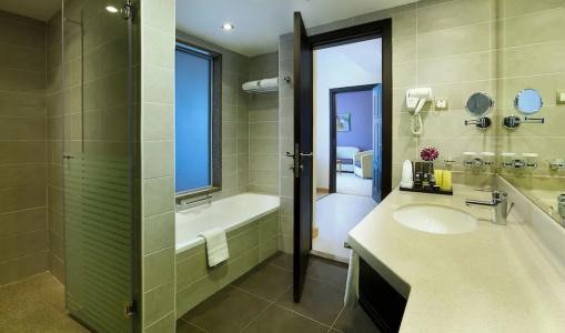 Armada Avenue - formerly Armada BlueBay - 12