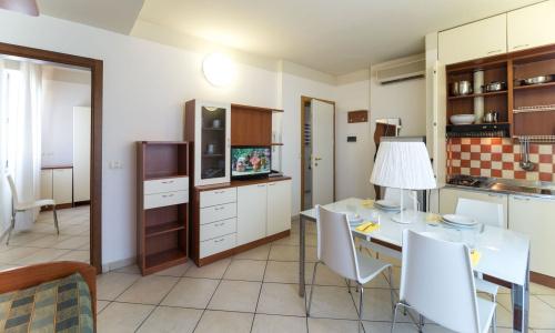 Riviera Residence - 14