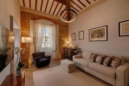Donati Luxury Tower Suites - 247