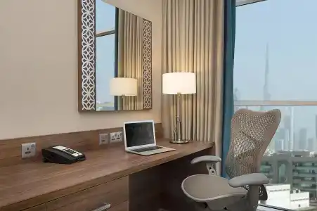 Hilton Garden Inn Dubai Al Mina - Jumeirah - 9